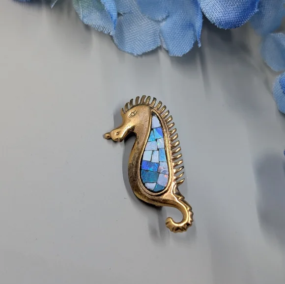 Genuine Opal And 925 Sterling Silver Vintage Seahorse Brooch - Picture 2 of 5